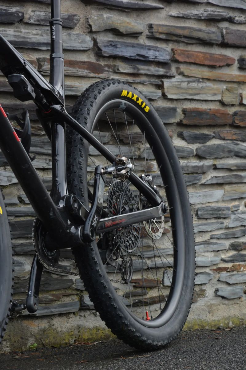 Bh Lynx SLS 9.9, Vel(L) Flight Atandant