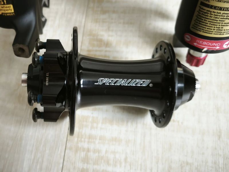 Vidlice SR Suntour Raidon 27,5" (120 - 140mm)