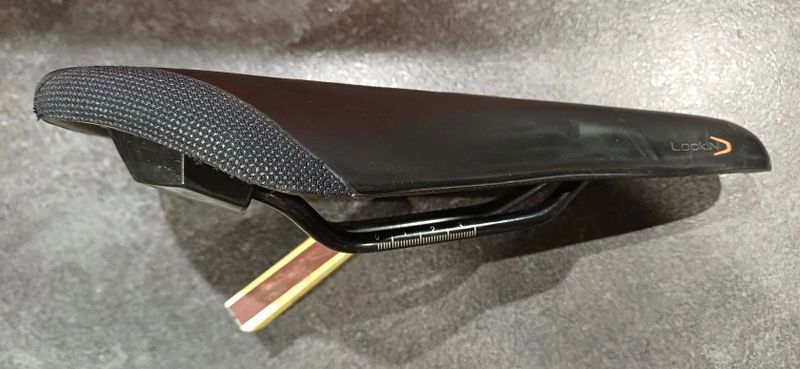 Prodám sedla Fizik, Selle Royal, DDK.