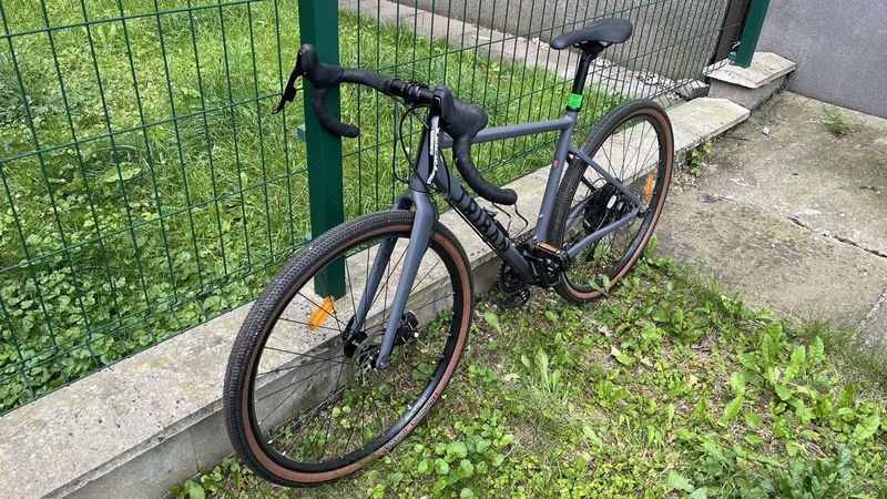 TRIBAN GRVL 520 na SRAM APEX1, vel S