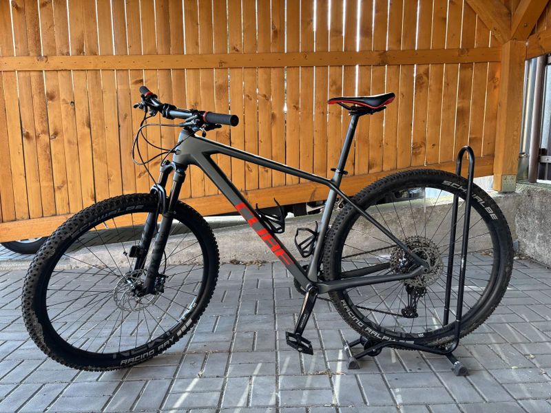 Horské kolo CUBE REACTION C:62 RACE 2022 flashgrey´n´red
