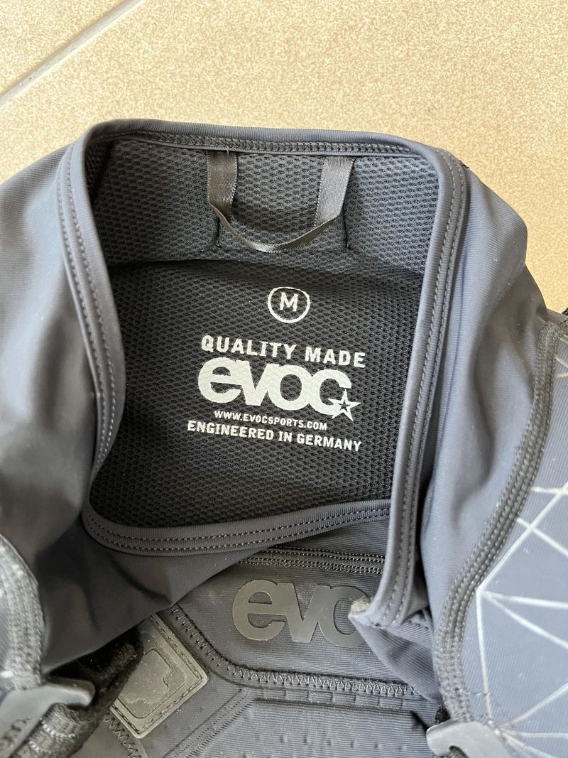 EVOC Protector Jacket Pro *M*