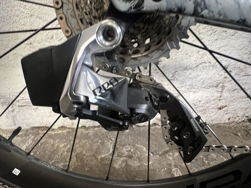 Silniční kolo velikost 56 sram red