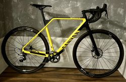 Gravel Canyon vel.54cm Sram rival 1x 11