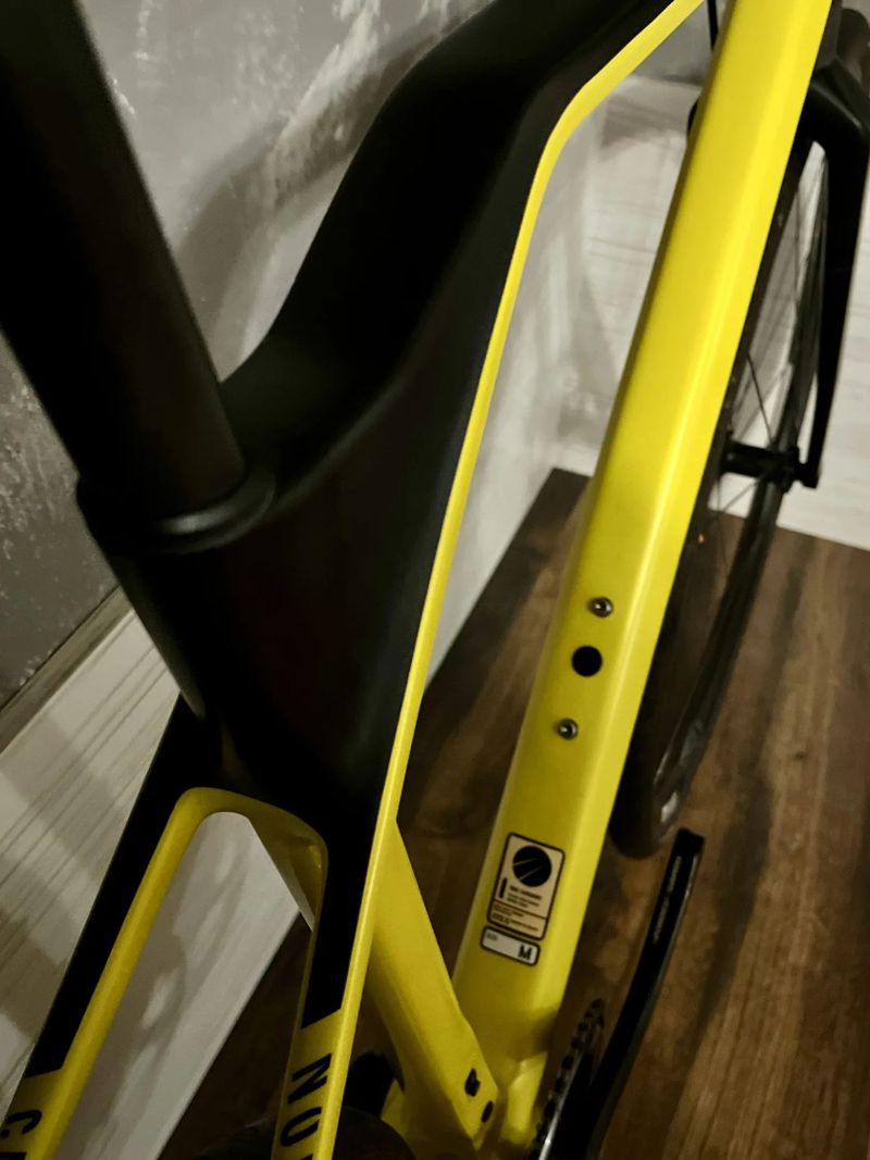 Gravel Canyon vel.54cm Sram rival 1x 11