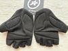 Assos GT Gloves C2 - krátké rukavice, NOVÉ