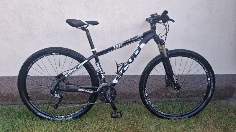 Scud 29"
