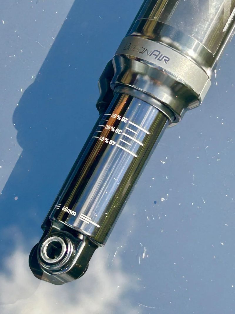 Rock Shox Deluxe Select + 230/60
