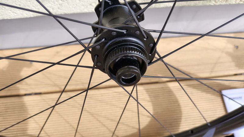 Silniční karbonová kola Bianchi Velomann Plutonium 50 TLR ořech Shimano 11/12