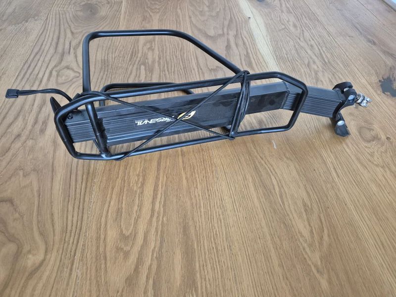 Nosic za sedlovku Sport Arsenal 8kg