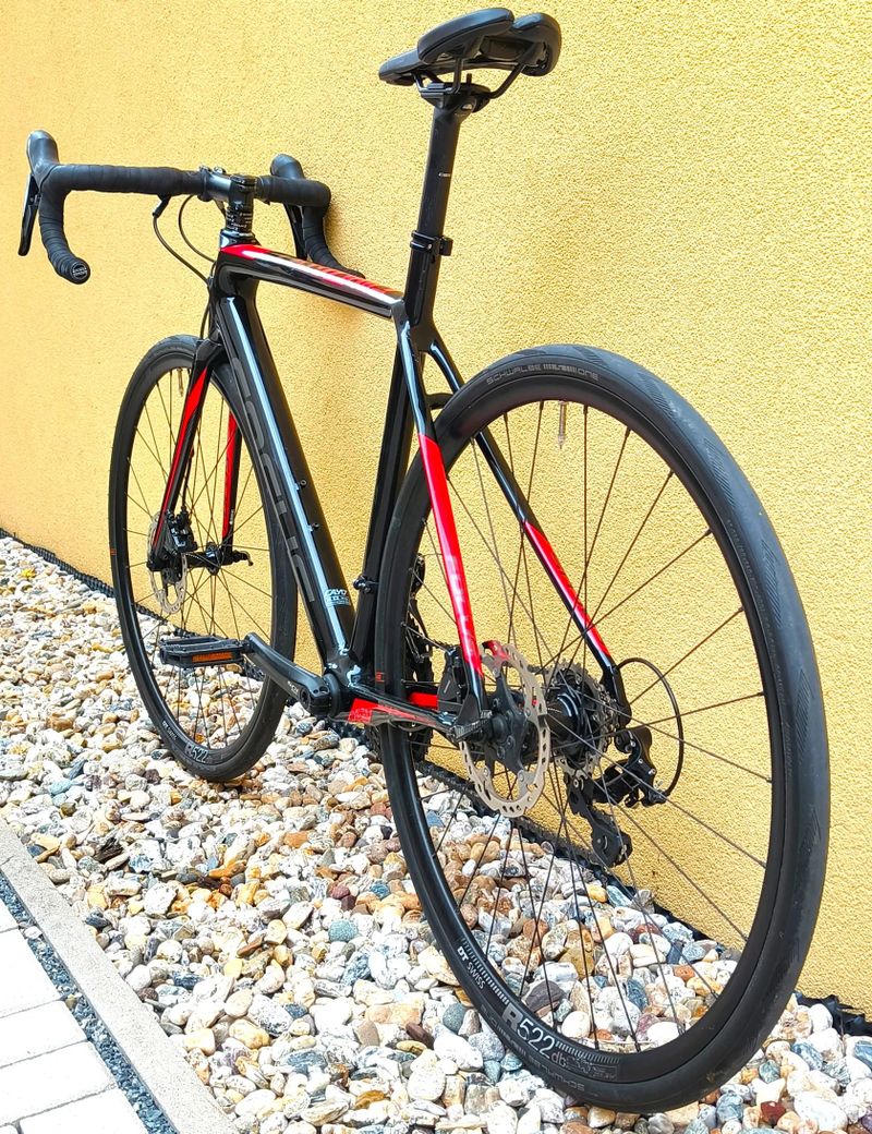 FOCUS Cayo Disc 105, vel. M/54, Carbon, DT SWISS R522db