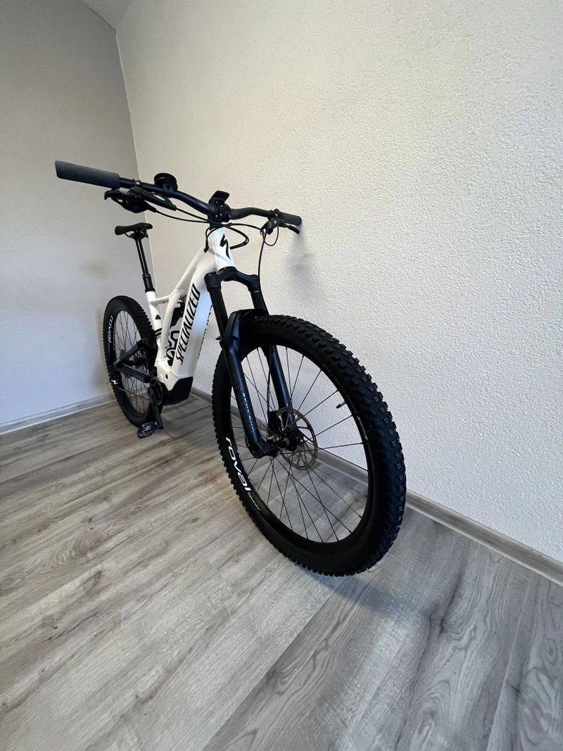 Specialized Turbo Levo 