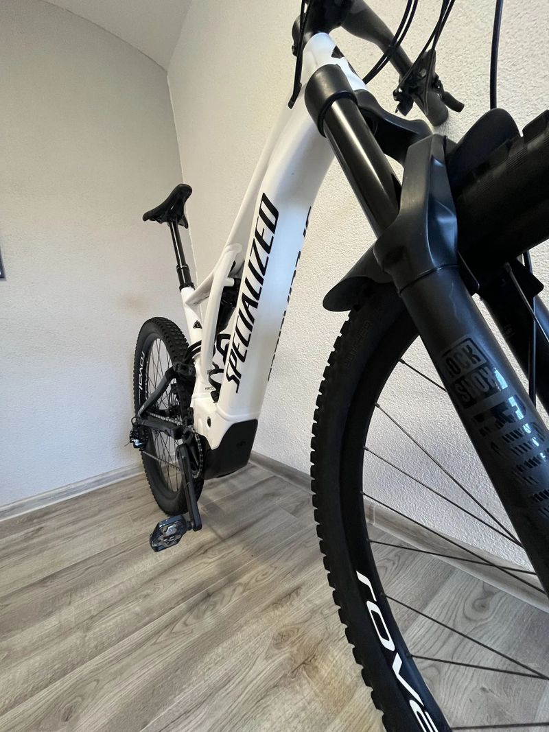Specialized Turbo Levo 