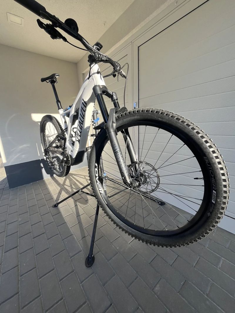 Specialized Turbo Levo 