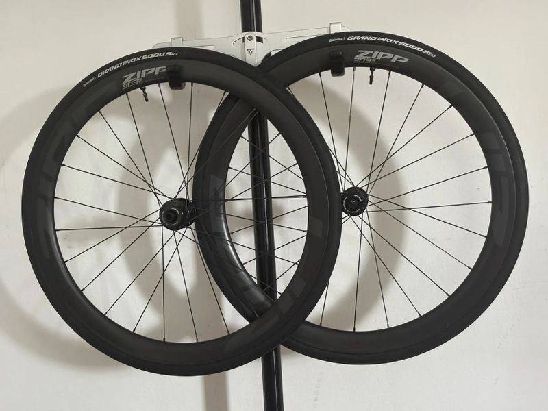 Zapletená kola Zipp 303 S ořech Shimano