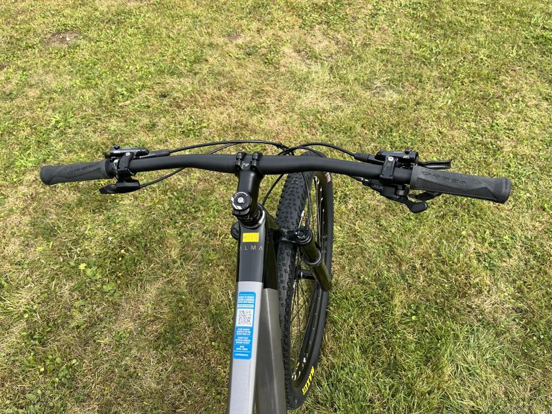 NEJETÝ karbonový hardtail Orbea Alma M30