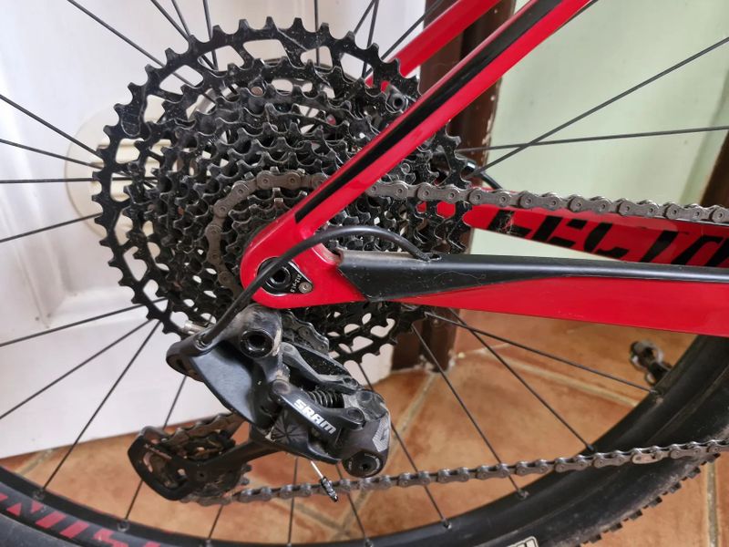 Ghost Lector 3.9 (2020) + SPD Shimano nášlapy