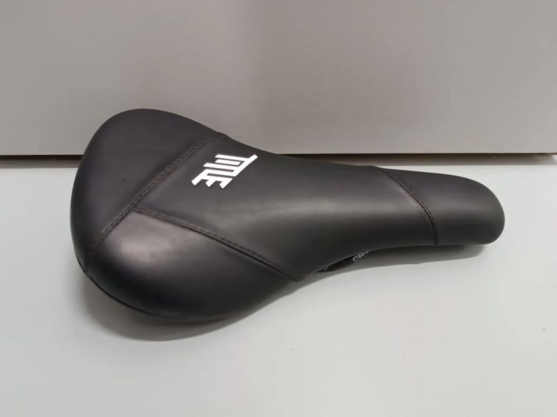 Sedlo Title MTB JS1