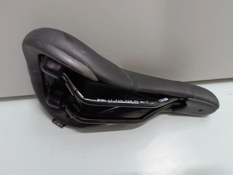 Sedlo Title MTB JS1