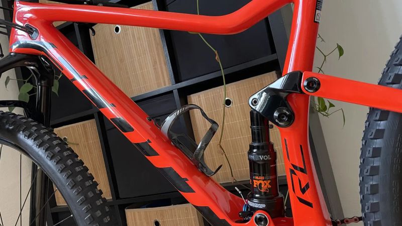 Scott Spark RC 900 Team / fullcarbon / vel.L / Sram GX Eagle 1x12 / teleskop