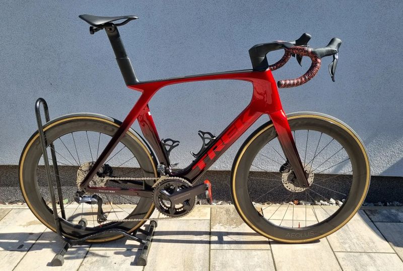 Trek Madone SLR 7 Gen 7, vel. 62cm