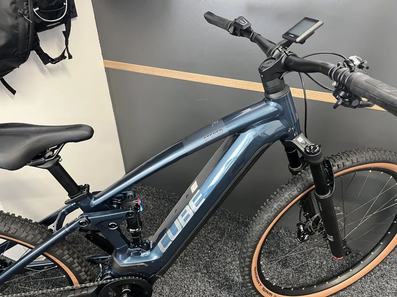 CUBE Stereo Hybrid 120 RACE 750 vel.M 2023 55KM FOX,XT