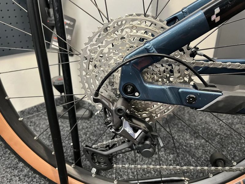 CUBE Stereo Hybrid 120 RACE 750 vel.M 2023 55KM FOX,XT