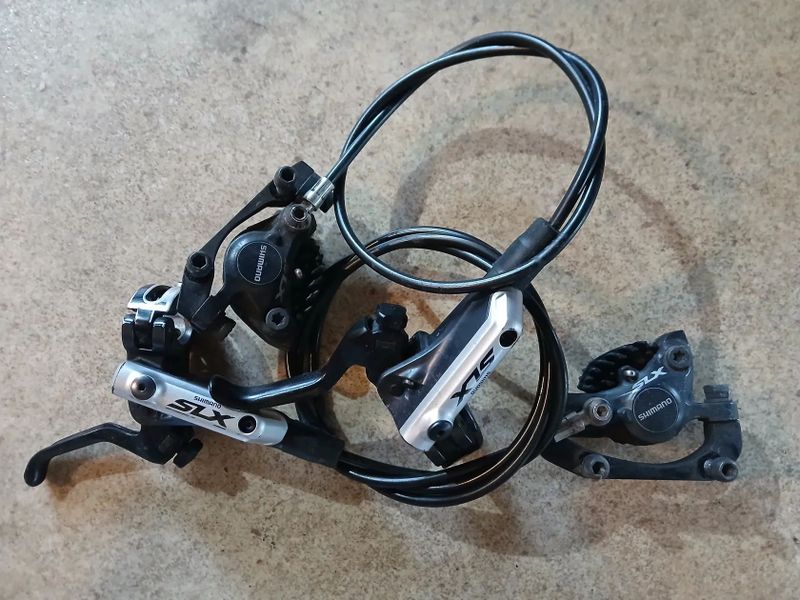 Pár brzd SHIMANO SLX BR-M675