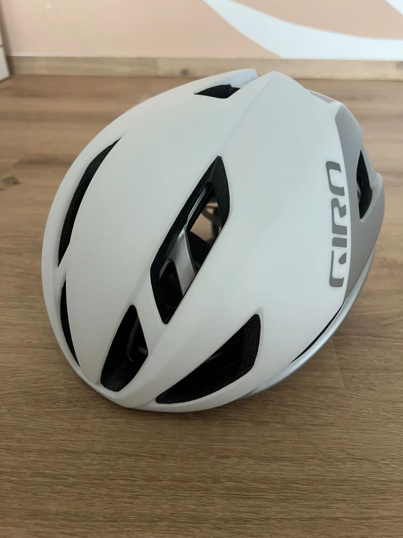 Prodám helmu Giro Eclipse Spherical