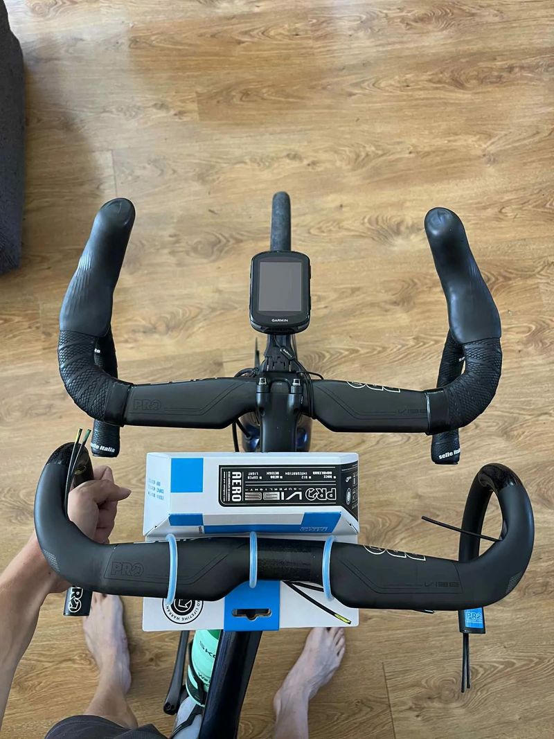 Řidítka PRO VIBE Aero Carbon Superlight 380mm