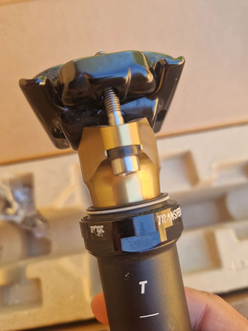 SEDLOVKA FOX TRANSFER SL 31.6mm FACTORY - 150mm + páčka Hope Dropper Lever