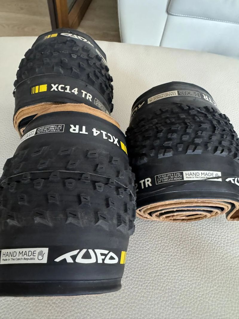 TOP MTB pláště 2 ks TUFO XC14 TR + 1 ks TUFO XC12 TR 