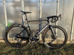 Orbea Orca OMX - vel. 55, s wattmetrem