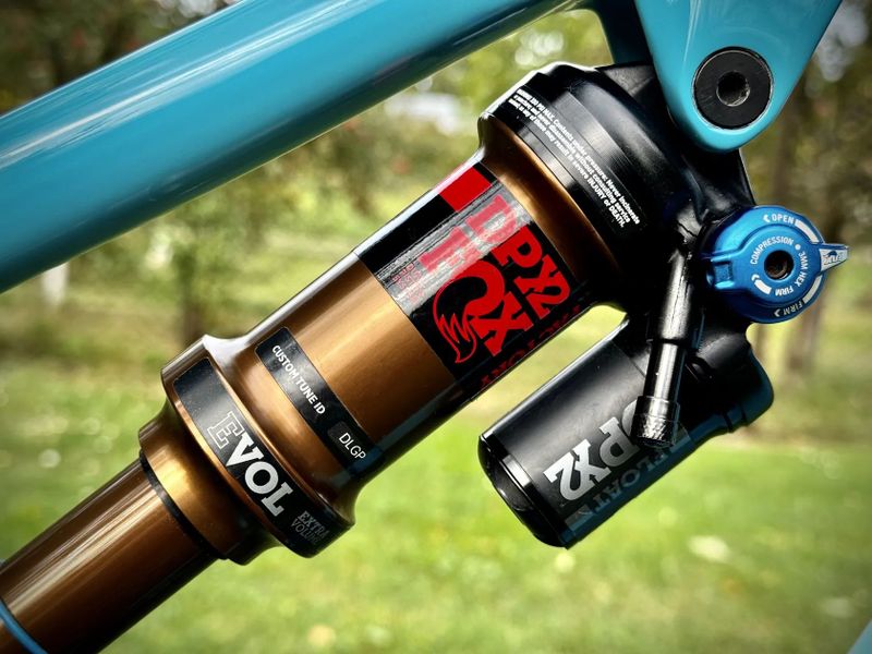 Rocky Mountain Instinct BC Carbon - velmi dobrý stav