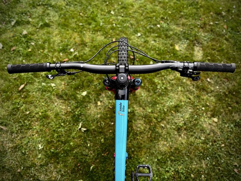 Rocky Mountain Instinct BC Carbon - velmi dobrý stav
