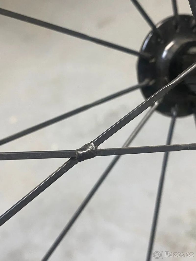 Ultralehká karbonová kola Light Bicycle (1150g)