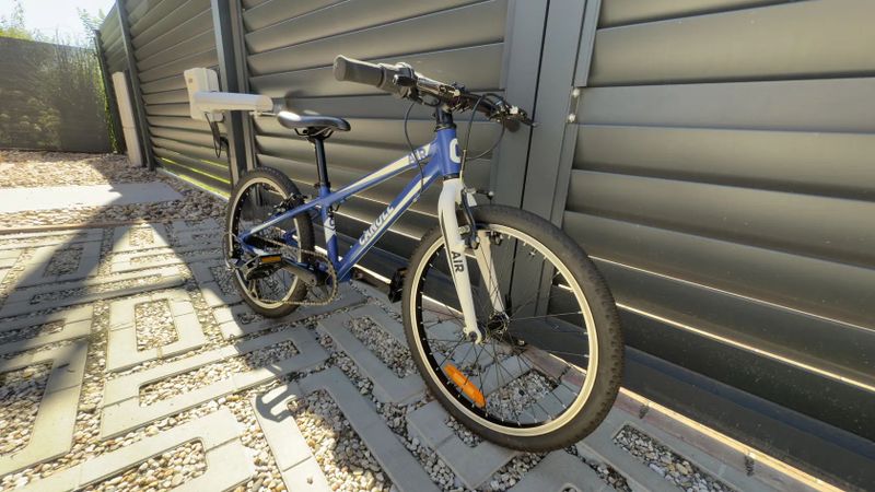 Dětské kolo – Canull Ultralight Air 20" (modré)