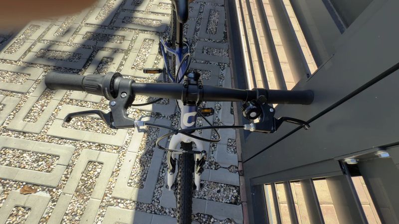 Dětské kolo – Canull Ultralight Air 20" (modré)