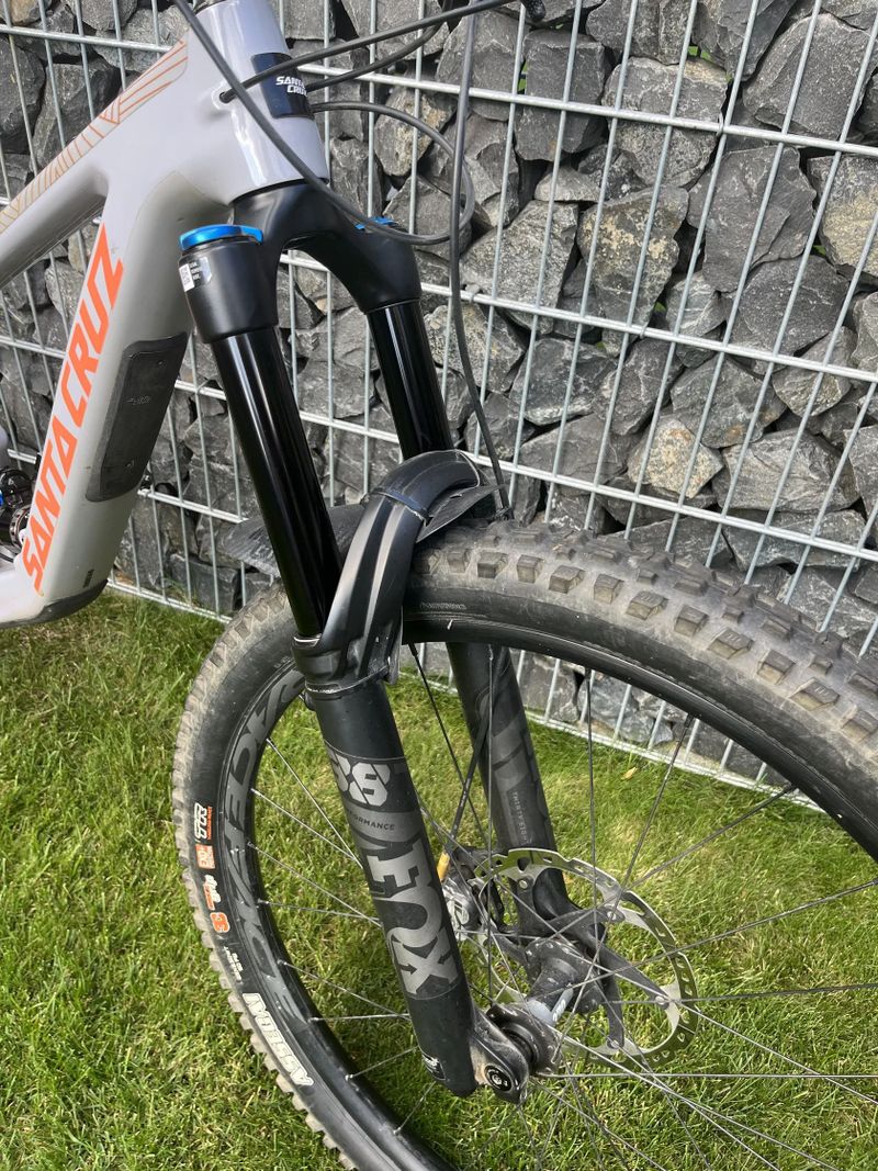 Santa Cruz Nomad 6 MX (M)