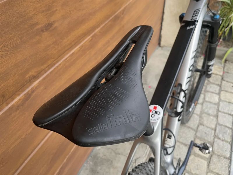 Canyon Exceed CF 6