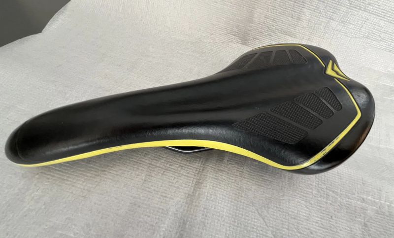 Sedlo Merida Sport