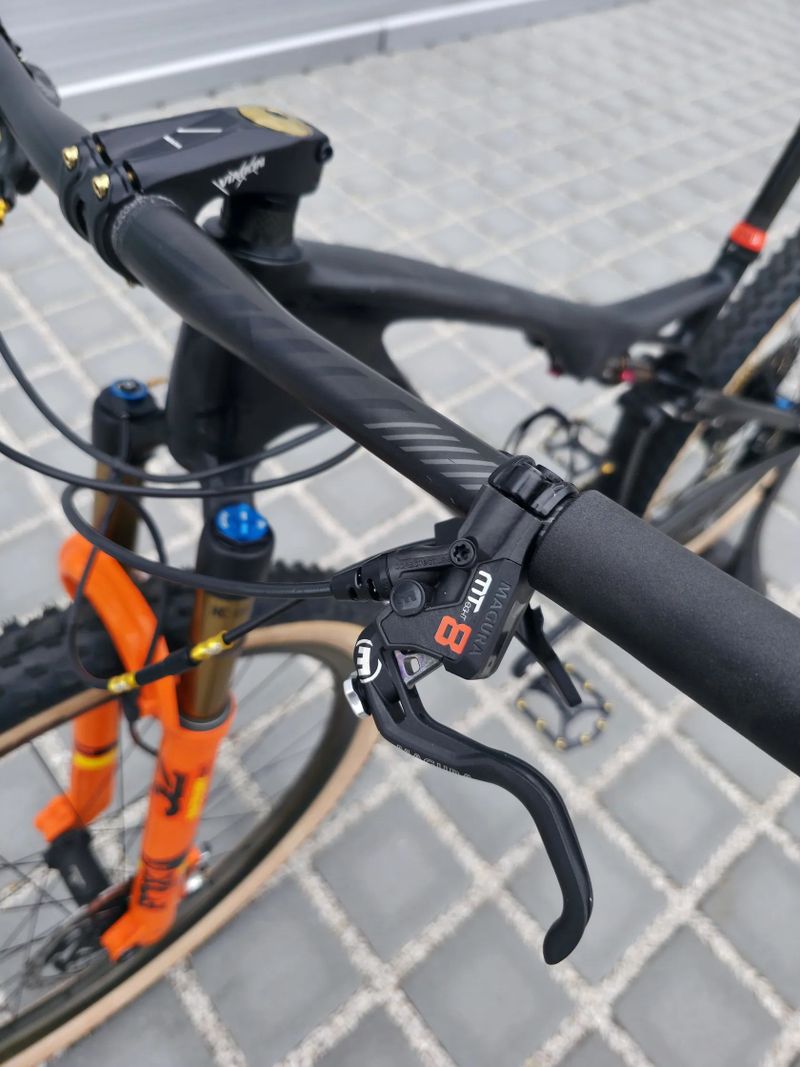 Horské kolo Specialized S-Works Epic Carbon 29″