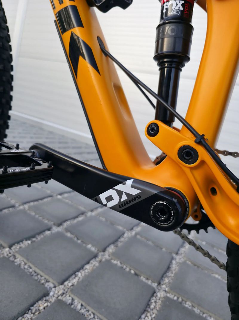 Horské kolo Trek Fuel EX 9.8SL Project One 29″