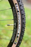 NOVÝ softail Lee Cougan RAMPAGE INNOVA – M - Full XT - Leo Paez Edition