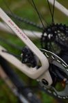 NOVÝ softail Lee Cougan RAMPAGE INNOVA – M - Full XT - Leo Paez Edition