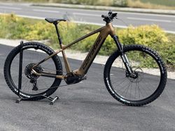 Nový elektrobicykel Corratec E-Power X-Vert FACTORY