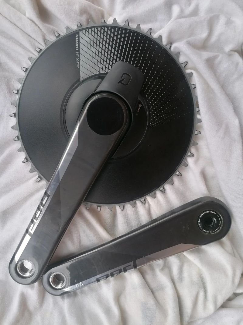 Aero převodník Sram Red s wattmetrem