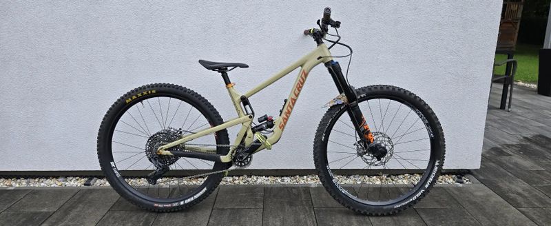 Santa Cruz HighTower 2021
