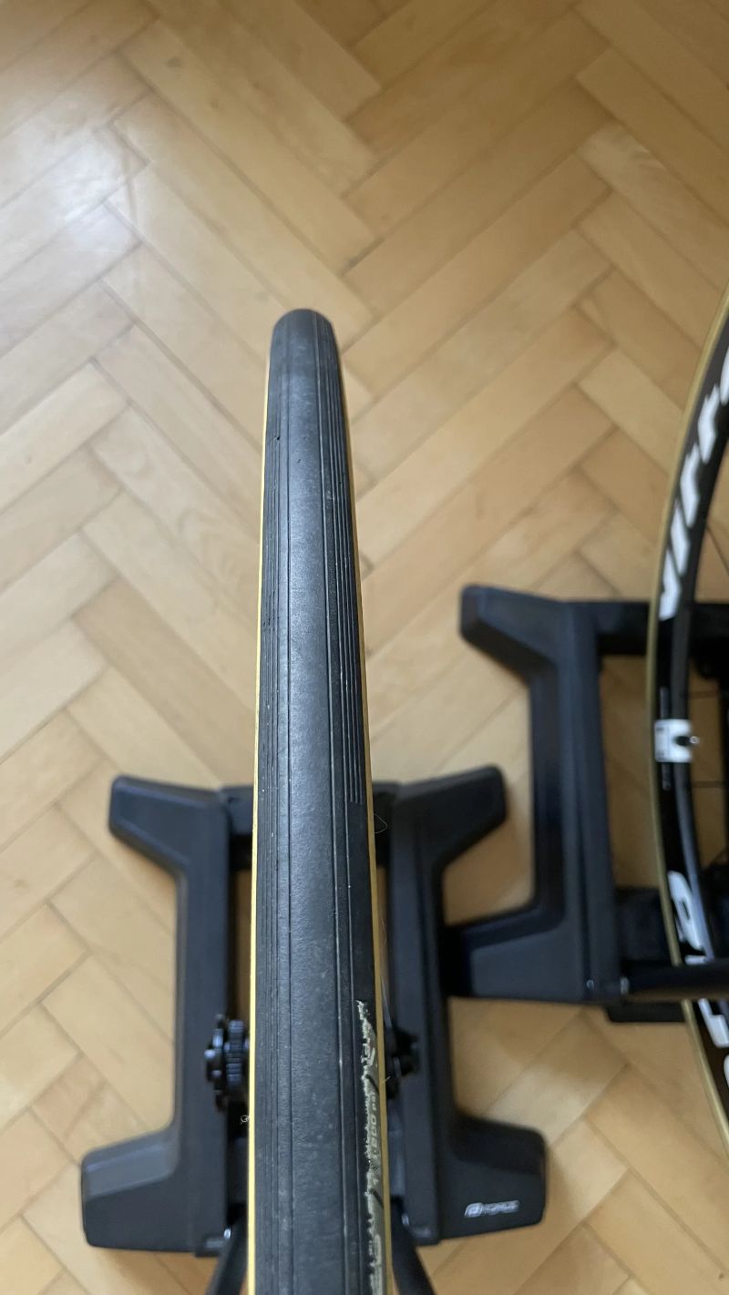 Vittoria Qurano 46 Graphene+ Disc / galusky / zánovní