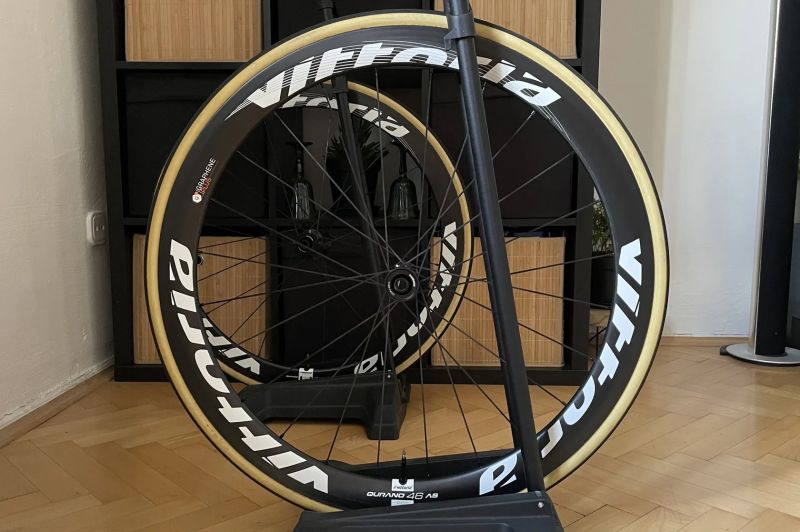 Vittoria Qurano 46 Graphene+ Disc / galusky / zánovní